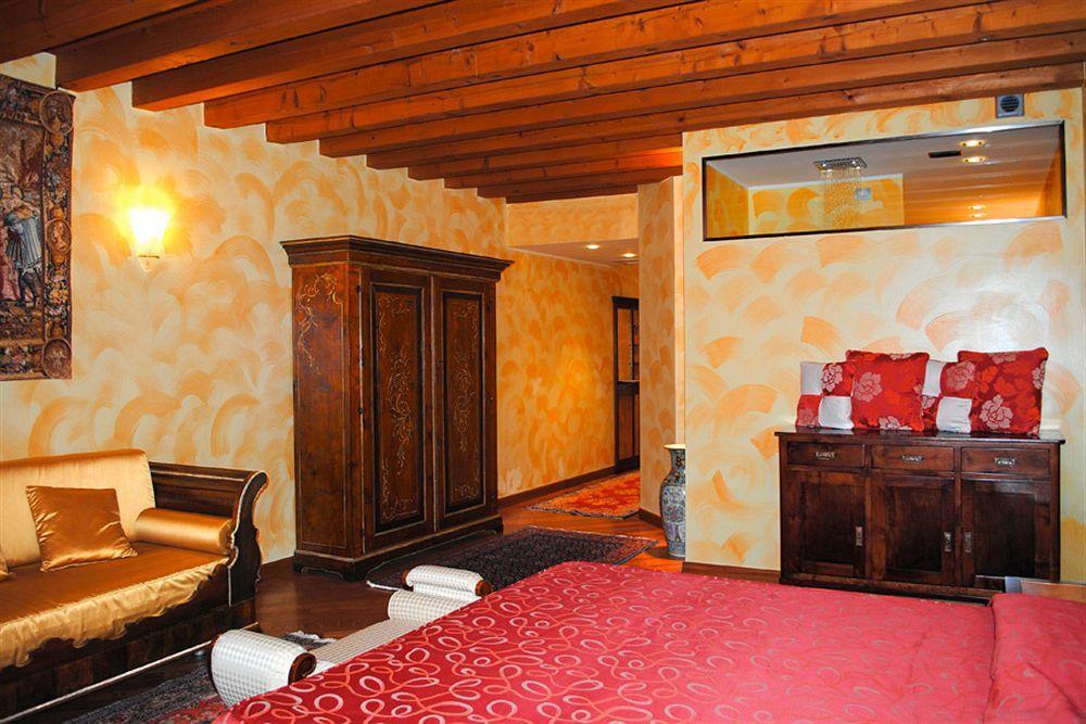 City Centre Rooms And Apartments Verona Eksteriør bilde